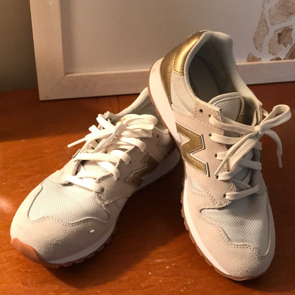 New Balance for JCrew 520 sneakers sz 6